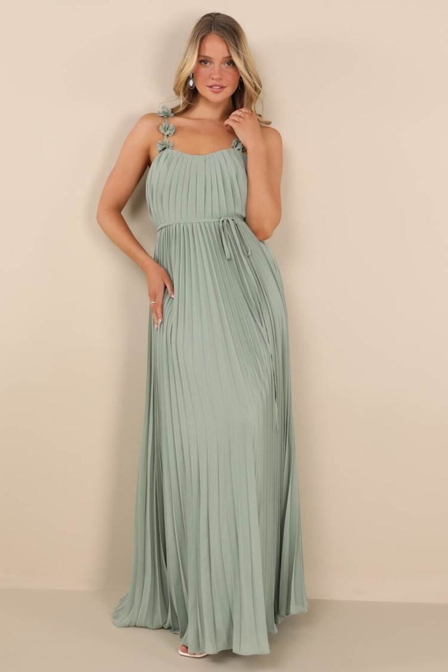 NWT Lulus Hera Sage Pleated Floral Applique Maxi Dress Bridesmaid Gala Size L